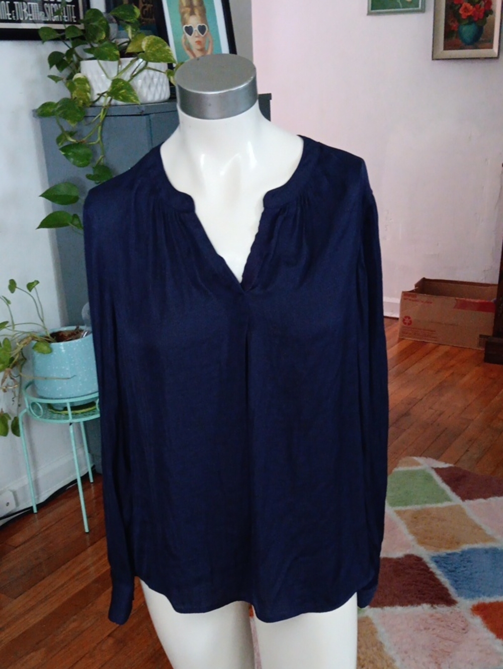 Simply Vera Navy Silky Long Sleeve 3/4 Button Down Mock Neck Top